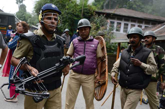 Darjeeling turns into battleground as GJM calls indefinite bandh
