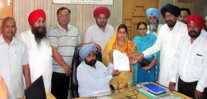 Chief of Ahmedgarh MC council resigns