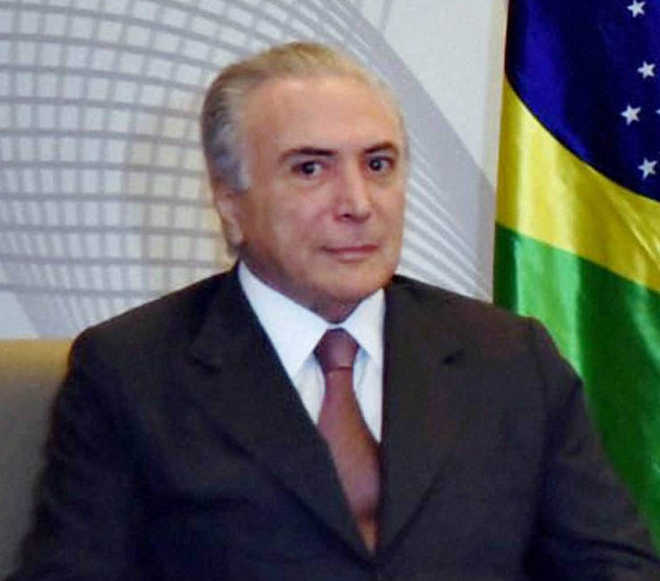 Driver rams car into Brazil’s presidential residence, arrested