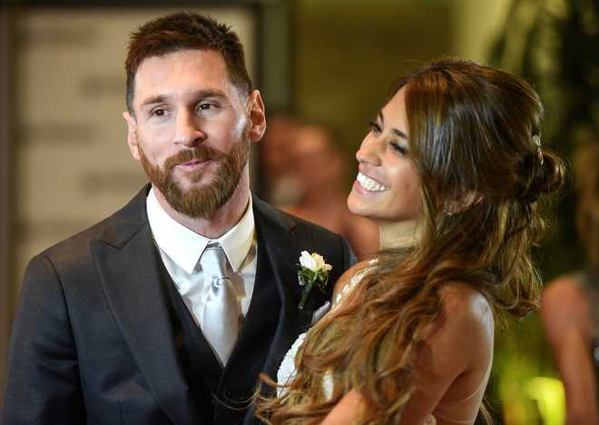 Football star Messi weds childhood sweetheart