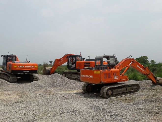 JCB machines engaged in illegal mining seized