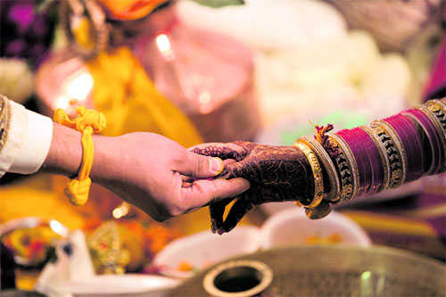 Funding your dream wedding with loan