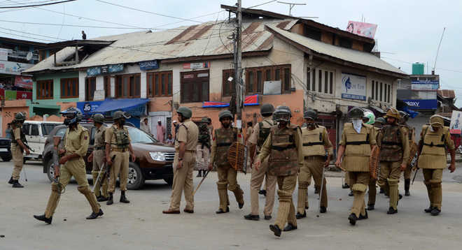 Budgam encounter: 3 militants killed, one was involved in DSP lynching
