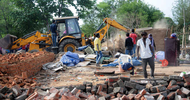 Illegal structures razed in Dadu Majra : The Tribune India