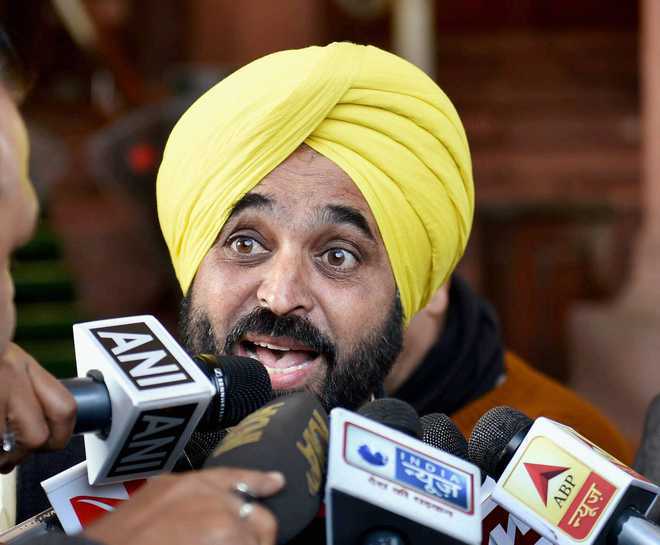 Punjab kids can forget books to school but not bowls and spoons: Mann