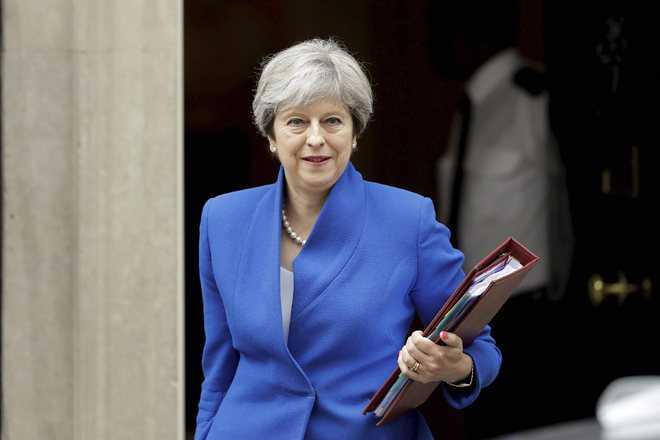 15 UK MPs ‘agree’ to sign no-confidence motion against May