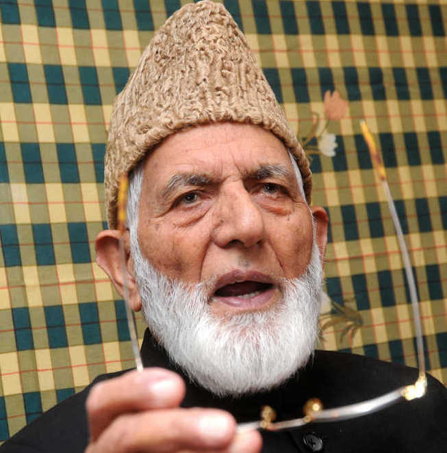 NIA arrests Syed Geelani’s son-in-law, 6 others in terror funding case