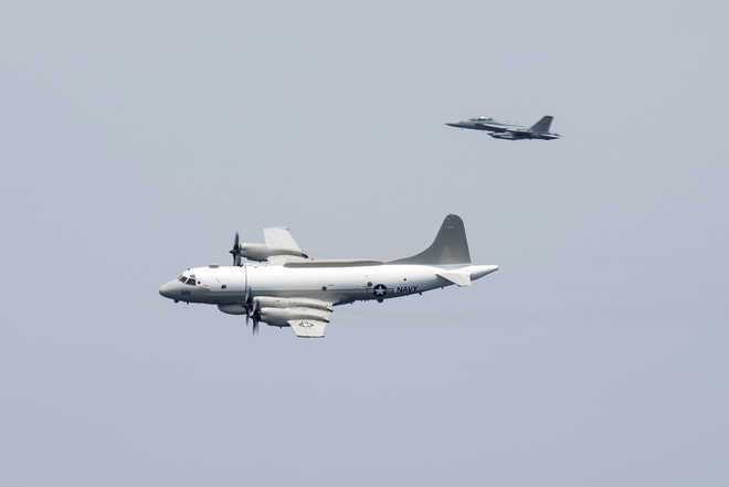 Chinese jets intercept US Navy plane over East China Sea