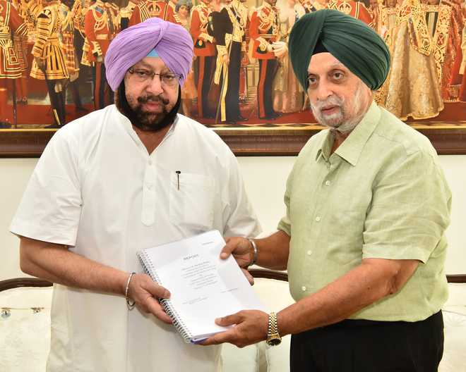 Justice Narang submits report into sand mining auctions to Amarinder