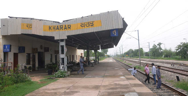 Amenities missing at Kharar rly station