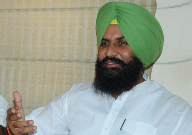 Bains accuses pvt player of encroaching on MC land