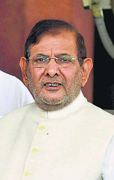 JD-U ousts Sharad as leader in RS, Shah invites Nitish to NDA