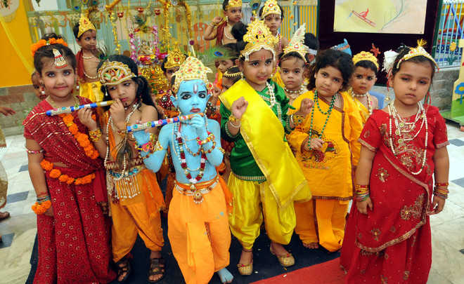 I-Day, Janmashtami celebrated in city schools