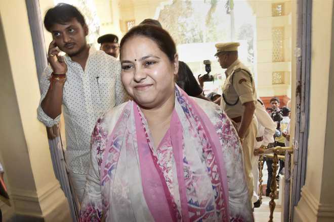 I-T Dept issues fresh summons to Lalu’s daughter, son-in-law