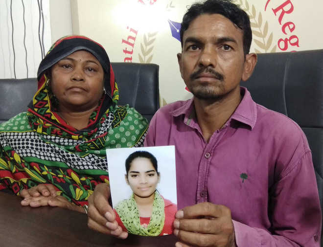 Parents of 16-yr-old missing girl accuse police of inaction