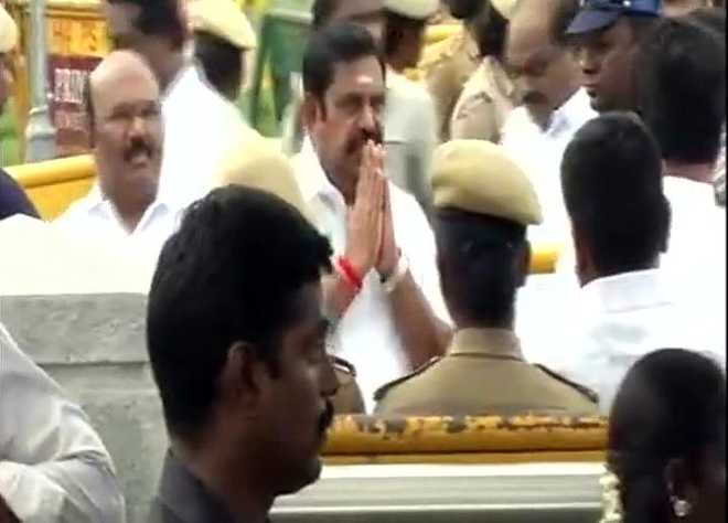 OPS, EPS announce ADMK merger; Sasikala to be ''expelled''