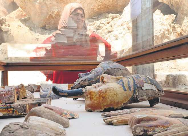 Egypt archaeologists unearth goldsmith’s tomb near Luxor