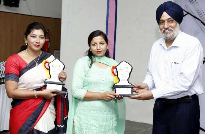 Principals, teachers honoured : The Tribune India