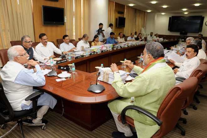 Cabinet approves rehiring of retired college teachers