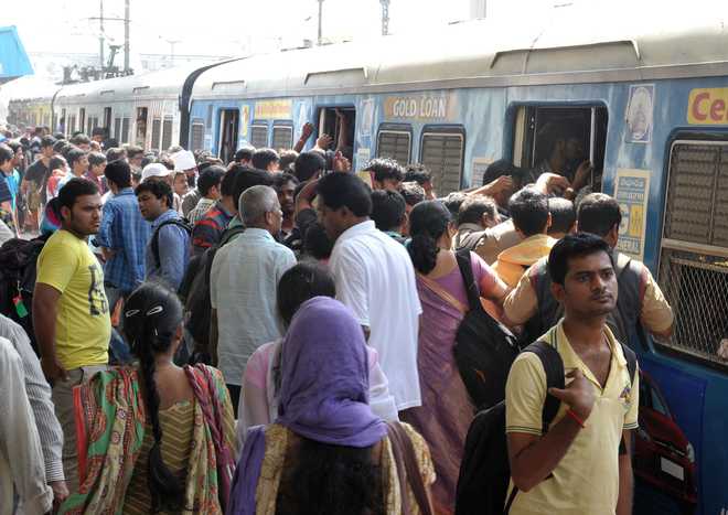 Railways cuts down sleeping hours for passengers by an hour