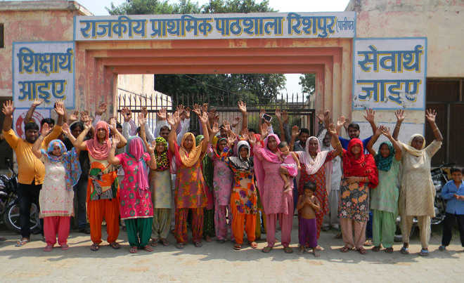 Irate villagers lock school gate in Panipat over mid-day meal
