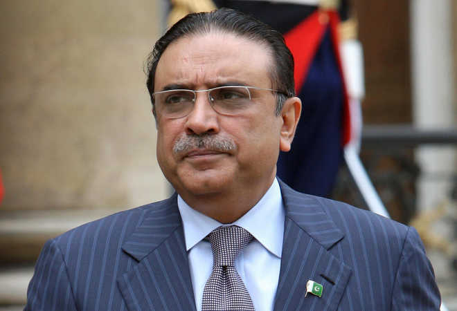 Come & face trial if you’re brave enough’: Zardari to Musharraf