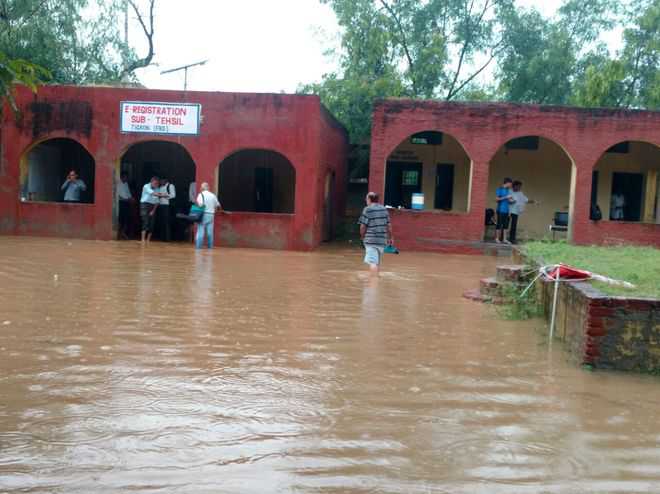 Downpour leaves Faridabad waterlogged