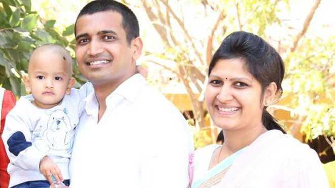 Jain couple renounces Rs 100 crore wealth, daughter, become monks