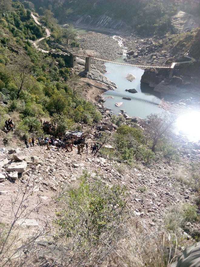 Seven killed, 24 injured as bus rolls down gorge in Udhampur