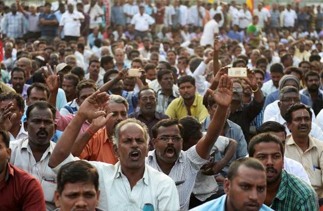 TN transport strike plays dampner on Pongal festivity