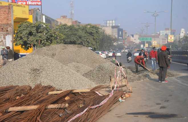 Construction material dumped on road poses a threat to residents