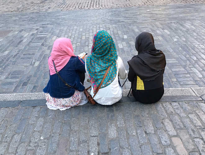 UK school wants govt to ban hijab, fasting for children