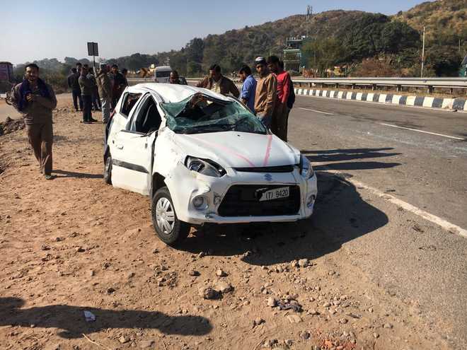 Two Shimla residents dead in road mishap in Pinjore