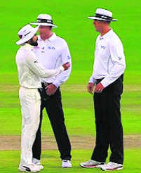 Kohli fined for throwing the ball in anger