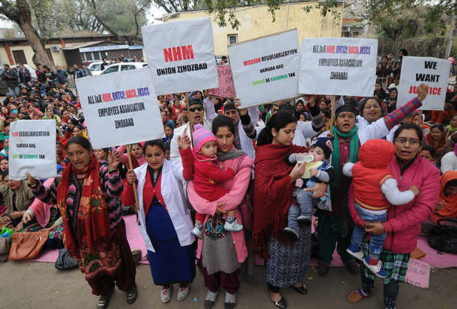 NHM women protesters remain undeterred