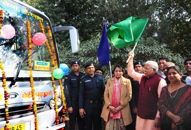 Karnal city bus service gets going