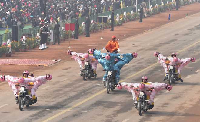 India marks 69th R-Day with grand parade; ASEAN leaders attend