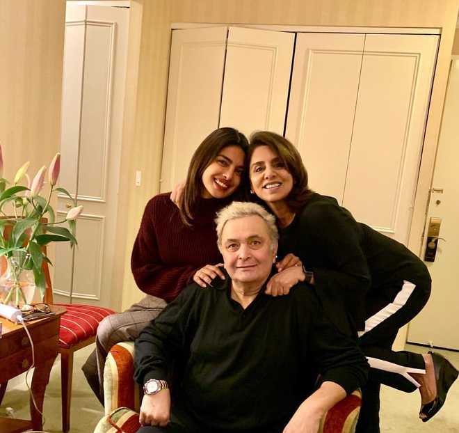 Priyanka catches up with Neetu, Rishi Kapoor in NYC
