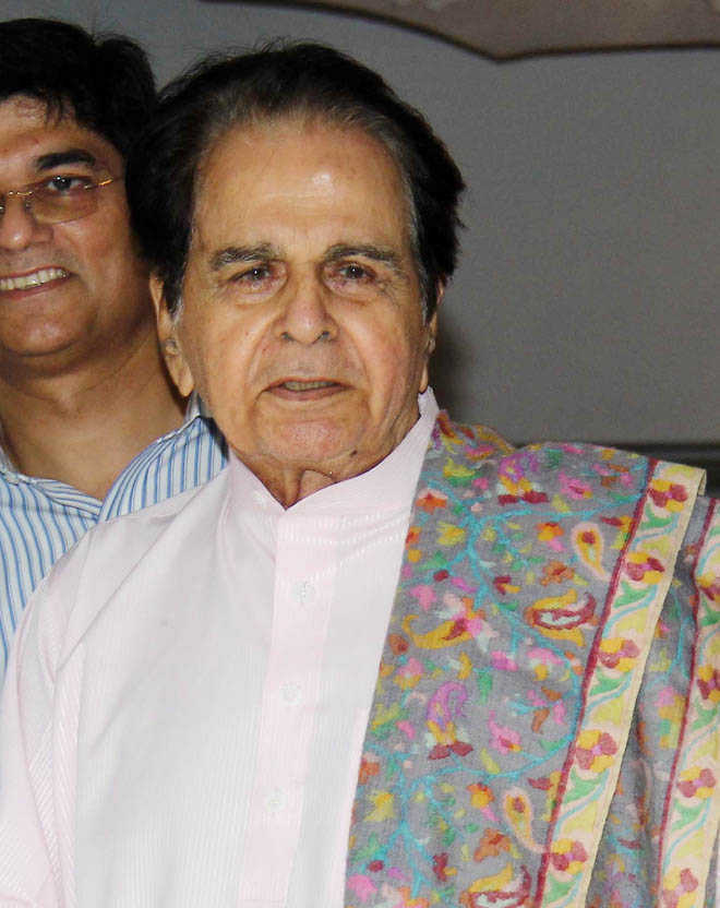 Dilip Kumar discharged from Lilavati hospital