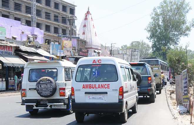 Ambulance mafia fleecing patients at GMCH