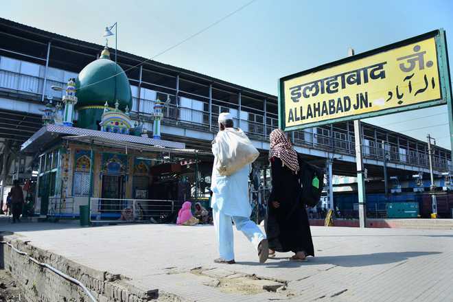 Akhilesh slams Yogi govt over proposed move to rename Allahabad as ''Prayagraj''