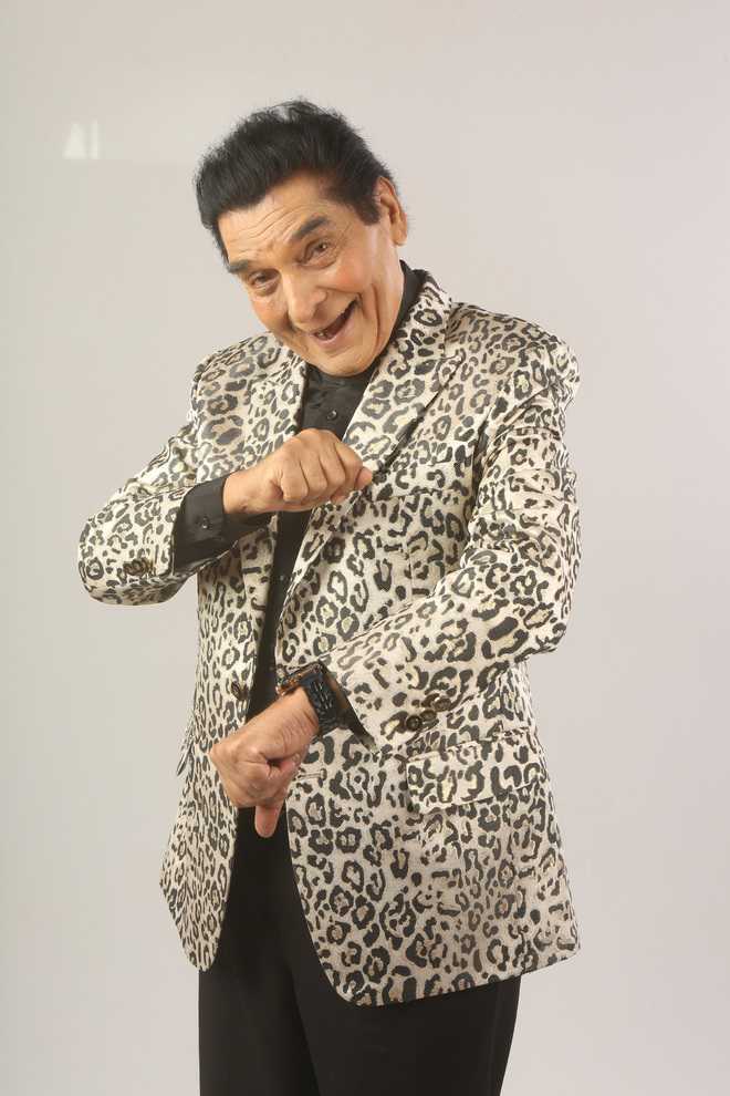 Asrani to do a play now