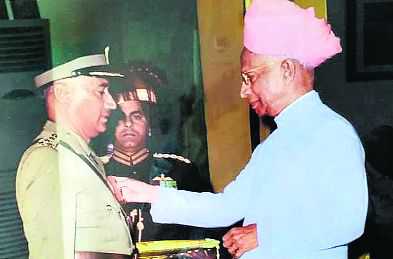 Lt Gen Khem Karan Singh: An outstanding military leader