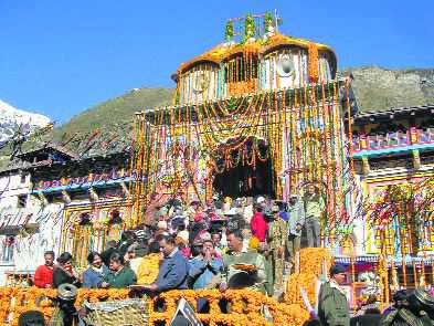 Portals of Badrinath shrine to close on November 20