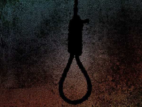 Student commits suicide in Delhi