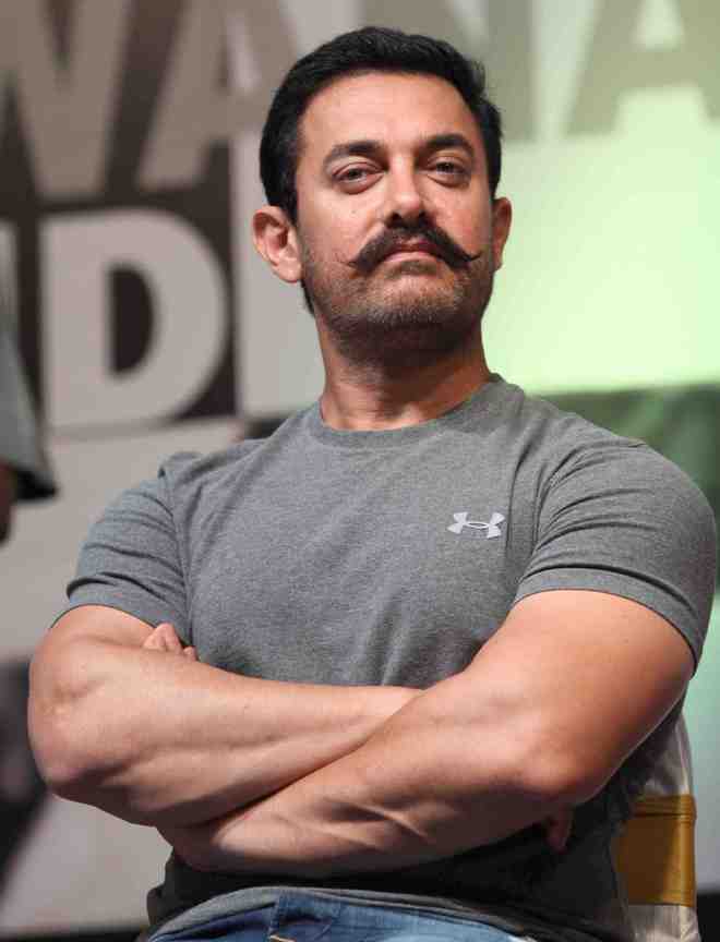 Aamir Khan back in Gulshan biopic