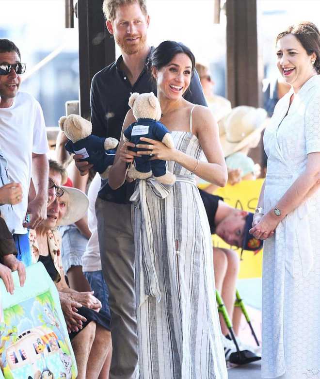 Prince Harry and Meghan arrive in hot Fiji for 3-day visit