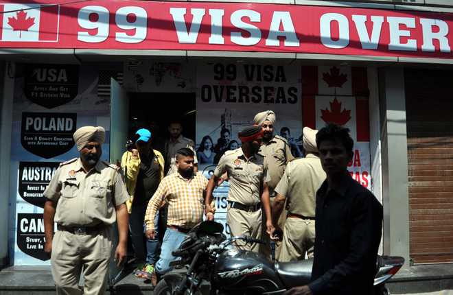 Punjab travel agent faces 100 FIRs for duping youths
