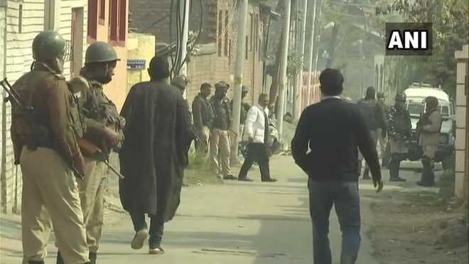 NIA raids Srinagar houses of trader, family in terror funding case