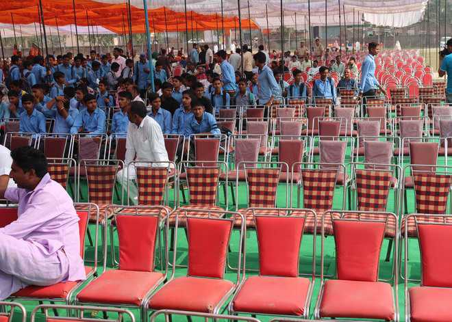 Empty chairs welcome Ram Bilas in Karnal rally